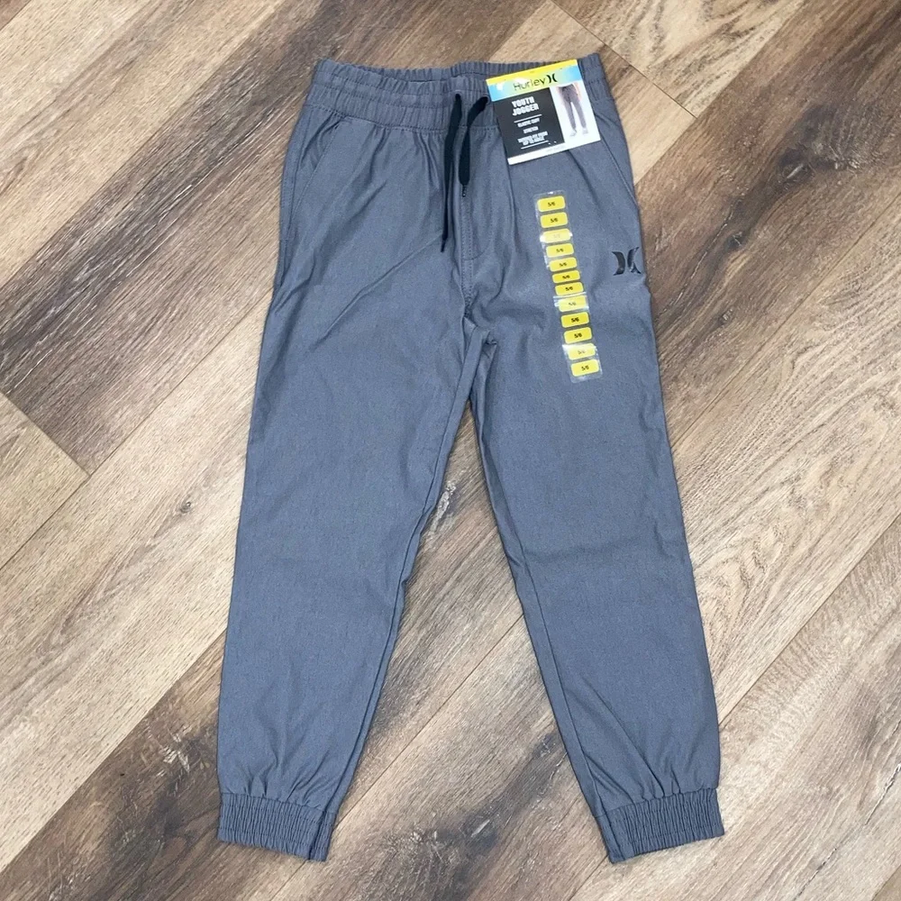 NWT Hurley Gray Jogger Pants Bottoms Athletic Sports New Size 5/6 Boy